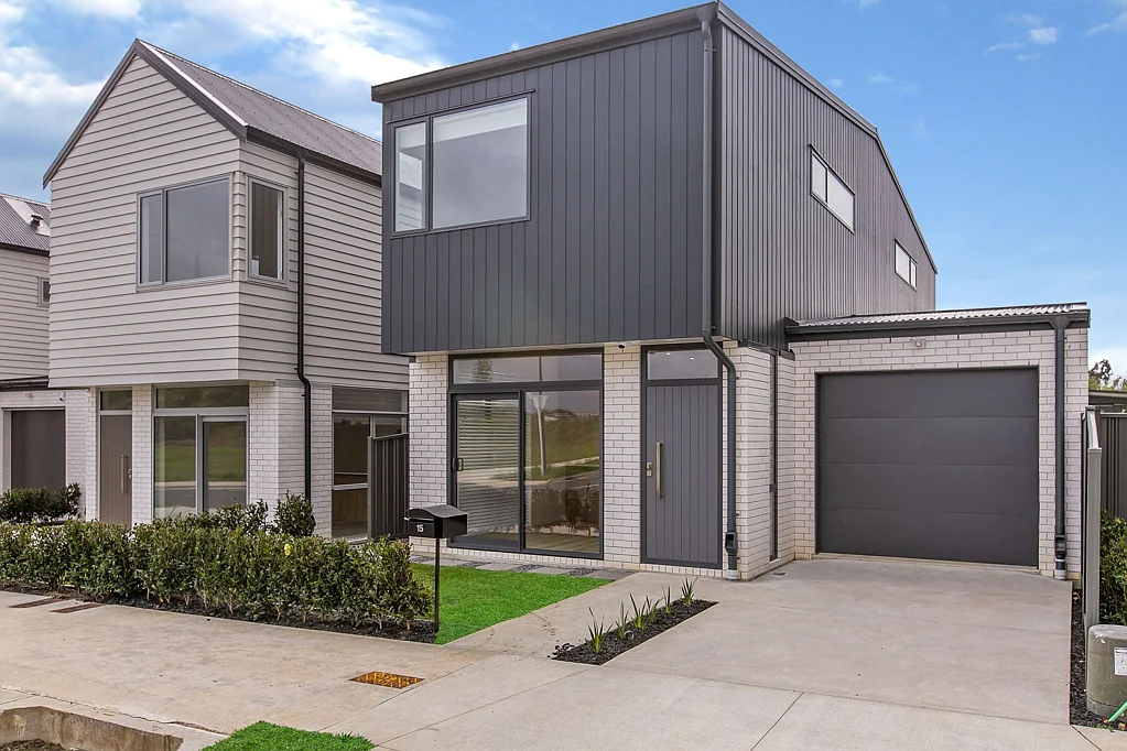 Townhouse in Karaka Lakes