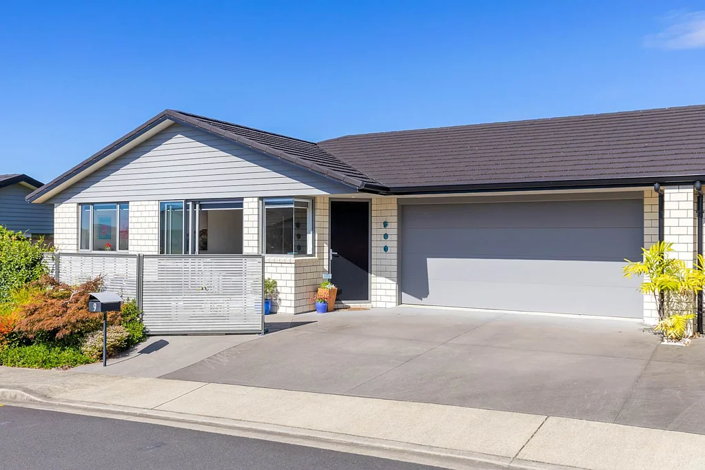 9/4 Greystone Place (Waterview Estate), Omokoroa, Western Bay Of Plenty, Bay of Plenty