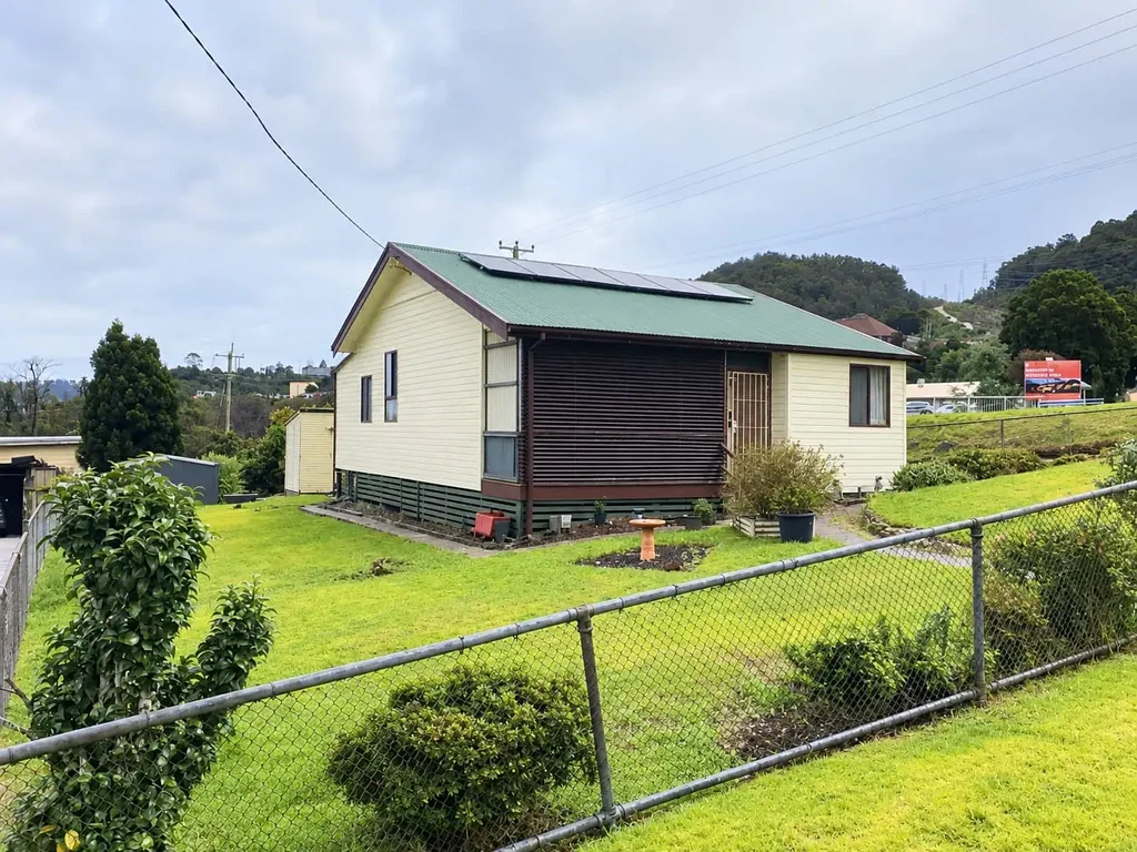 Rosebery 2બેડરૂમ Neat Cottage on a Large Block — Ideal Investment