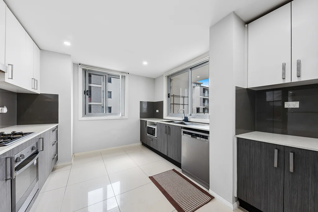 302/19 Aurelia Street, Toongabbie, NSW 2146