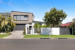 3/54 Milton Avenue, Paradise Point