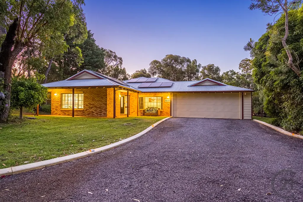 4 Maroona Place, Greenfields, WA 6210