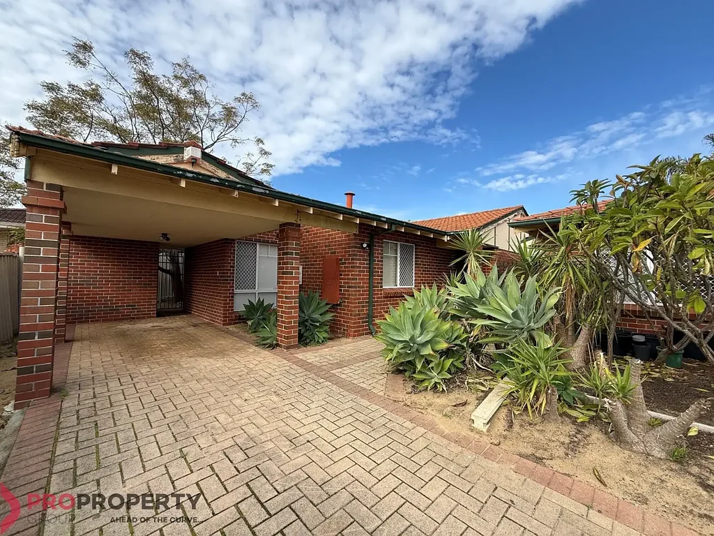Conveniently Located 3-Bedroom Home in a Highly Sought-After Lifestyle Location