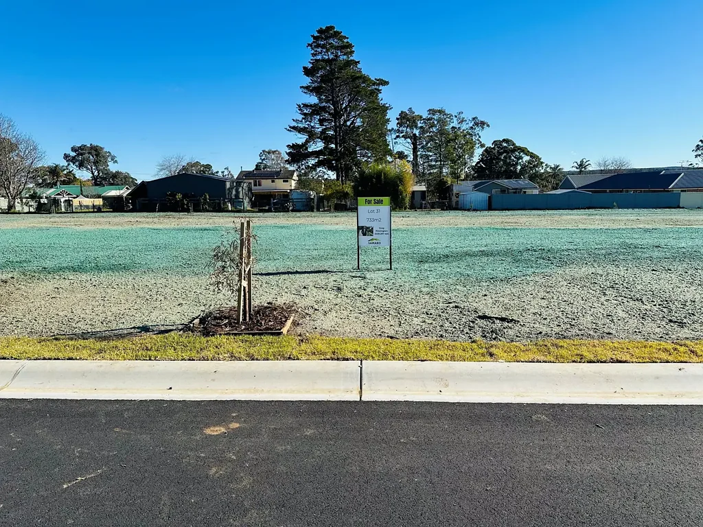 Thirlmere Large Lots in Prestige Estate