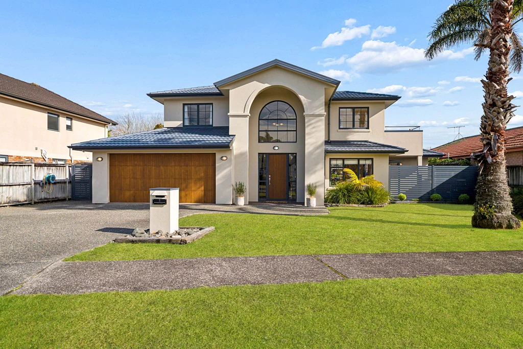 Te Atatu Peninsula 3Phòng ngủ Your Family's Next Chapter Starts Here