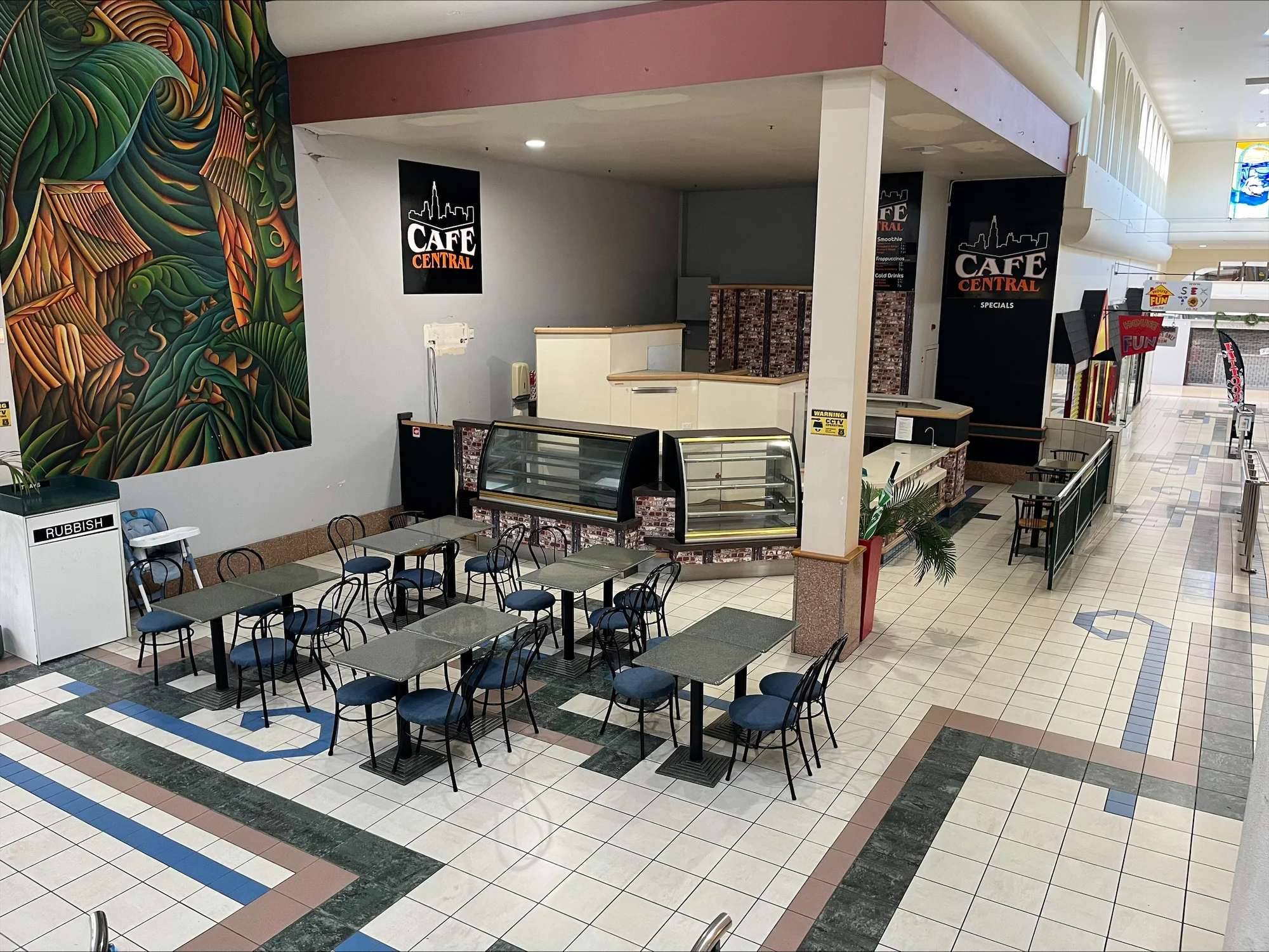 Whangarei Central  Prime corner café opportunity