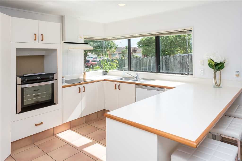 37 Kilimanjaro Drive, Northpark, Auckland - Manukau, 4 phòng ngủ, 2 phòng tắm