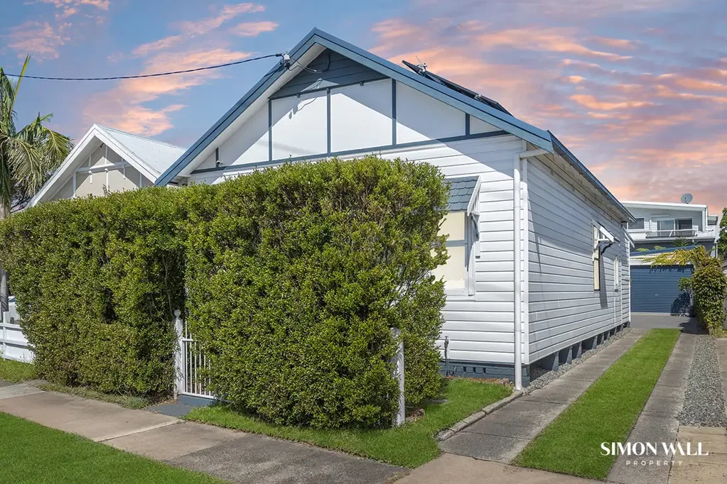 Merewether 3房  Charming Residence with Home Office/Studio Conversion