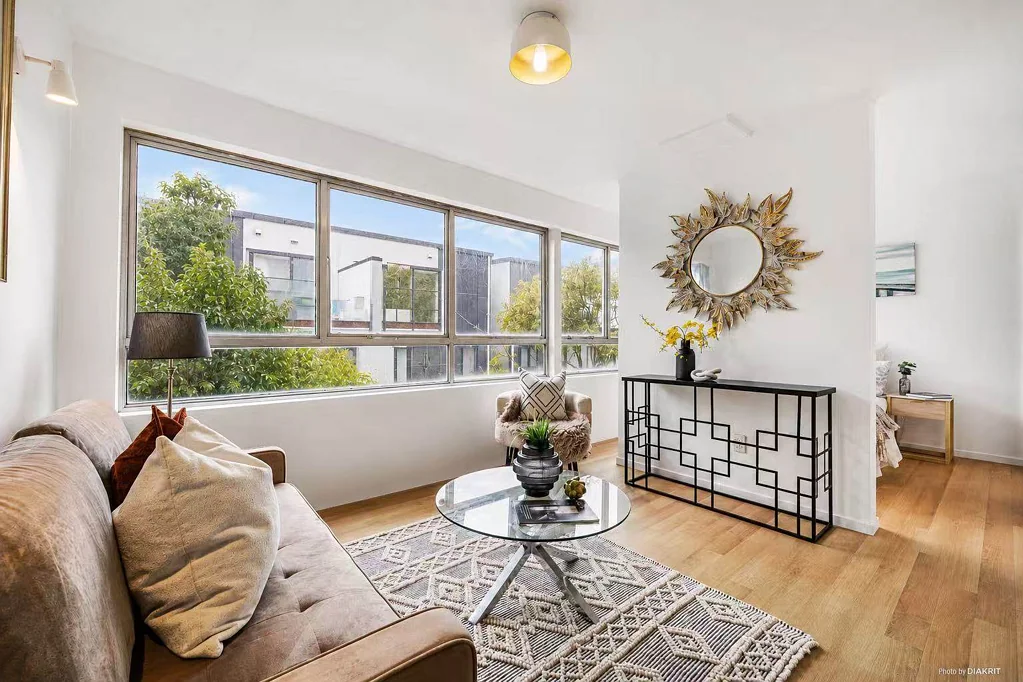 Newmarket 1chambre Entry Level buy in DGZ