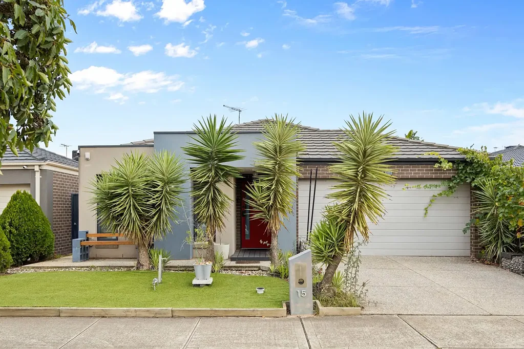 Truganina 4침실 Modern Family Home for Sale in Truganina | 3-Bedroom Living | Prime Location Near Schools, Parks & Transport!