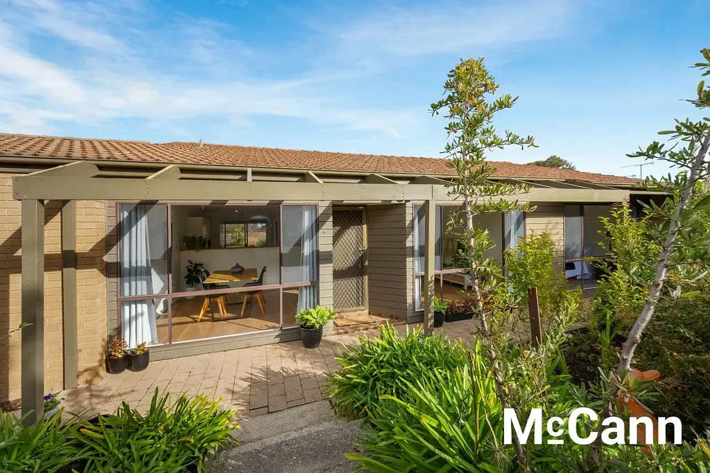 Wanniassa 3房  Fresh updates, sunlit and exceptionally convenient