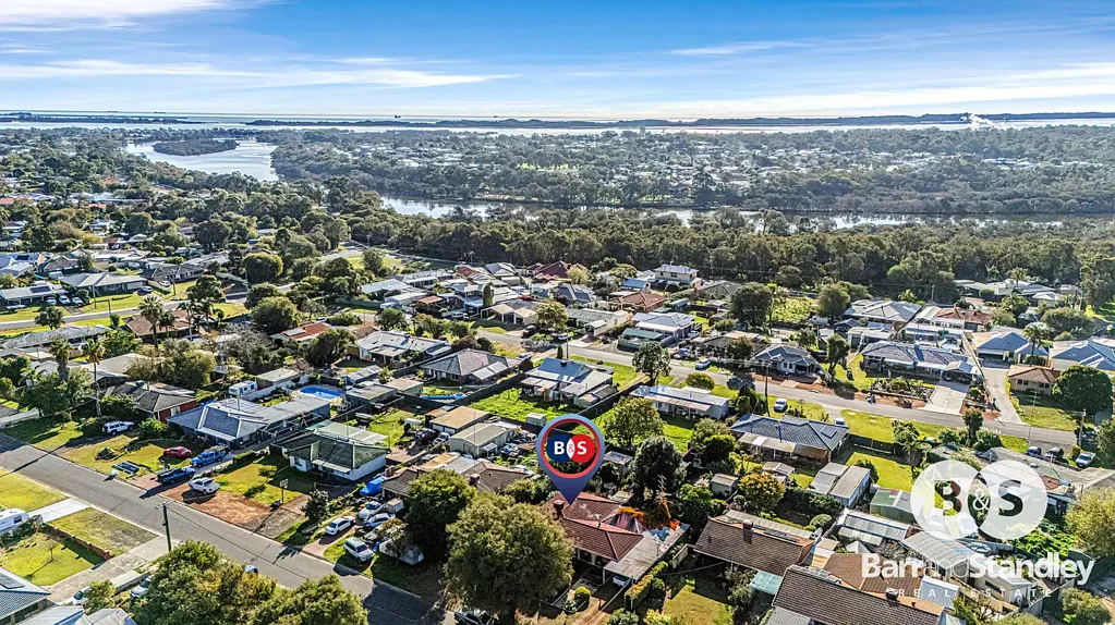 Eaton 3房  Fantastic Home on Big Block Close to the Collie River