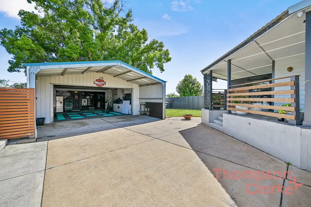 238 New England Highway, Rutherford, NSW 2320