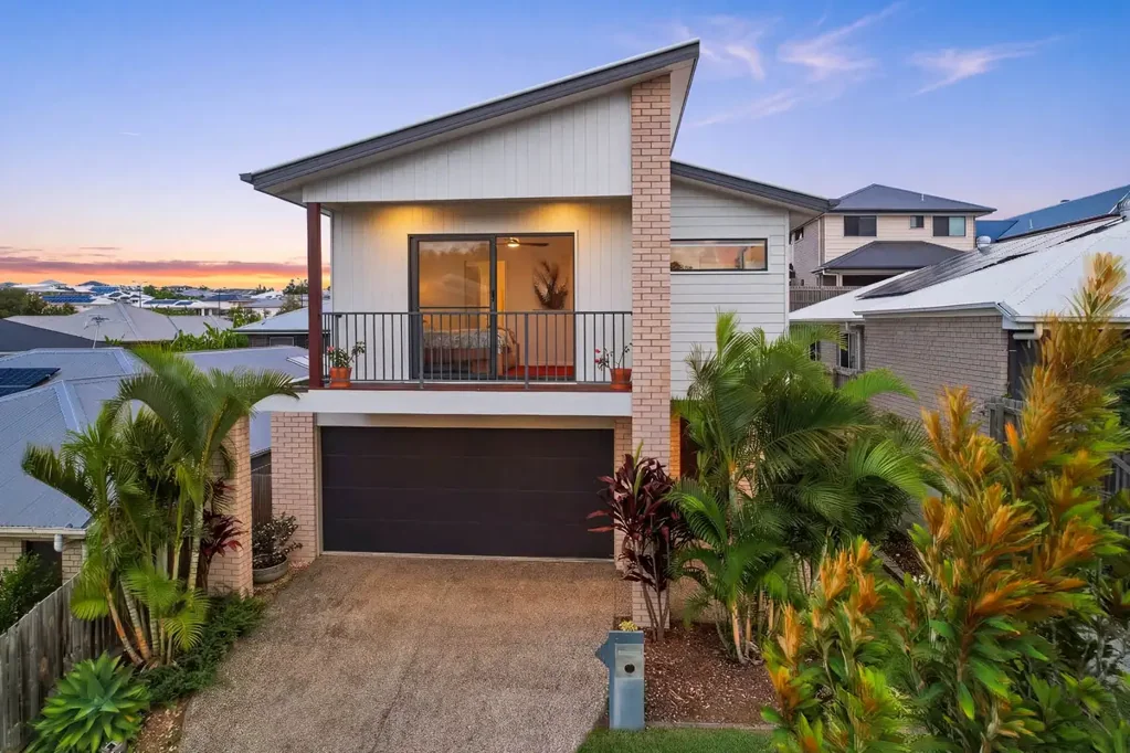 19 Boston Street, Spring Mountain, QLD 4300