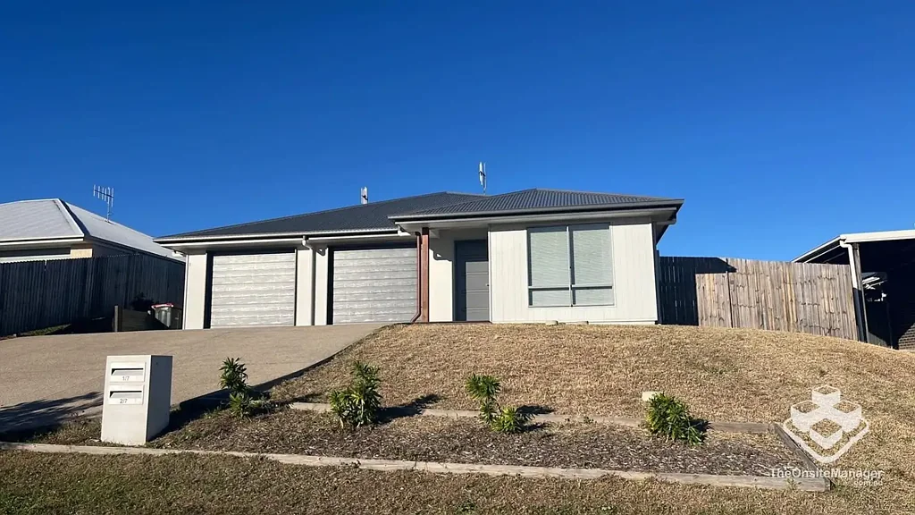 2 Bed 1 Bath 1 Car Duplex