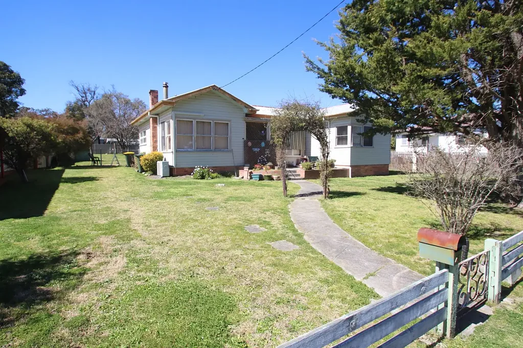 Tenterfield 3Zimmer Ready for an upgrade!!