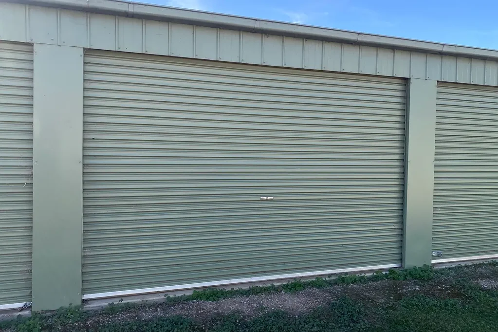 STORAGE UNIT - NO AMENITIES
