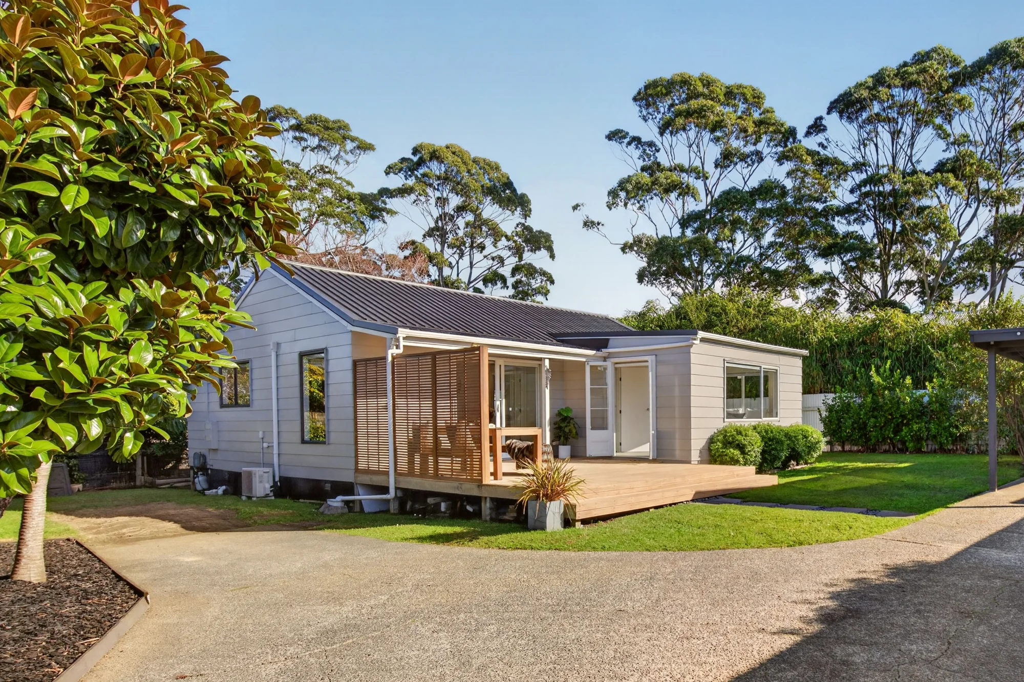 Te Atatu South 3房  Character Meets Modern Comfort