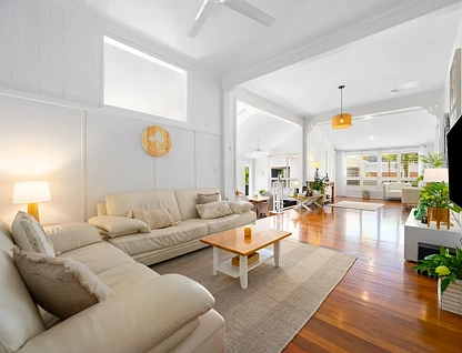 54 Errol Avenue, Paradise Point, QLD 4216, 3房, 3浴, House
