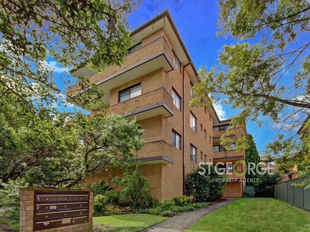 Spacious Interiors, Sought After Locale