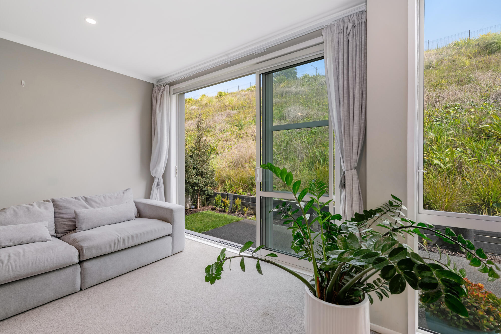 41 Sanremo Lane, Stanmore Bay, photo 9