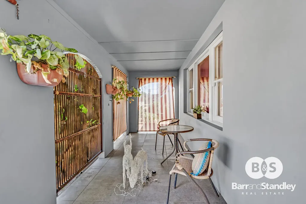 Australind 3कमरा Riverside Outlook. Timeless Charm. Space to Enjoy.