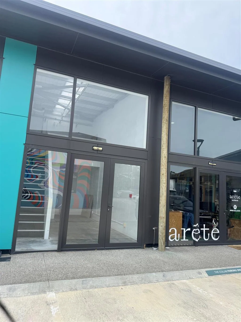 Rongotai Lyall Bay Junction Unit for lease