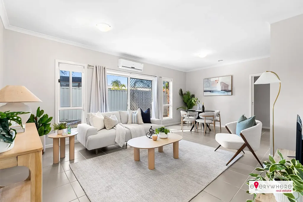 Wyndham Vale 2房 地段绝佳，乐享生活。 BIG ON LOCATION. EASY ON LIFESTYLE.