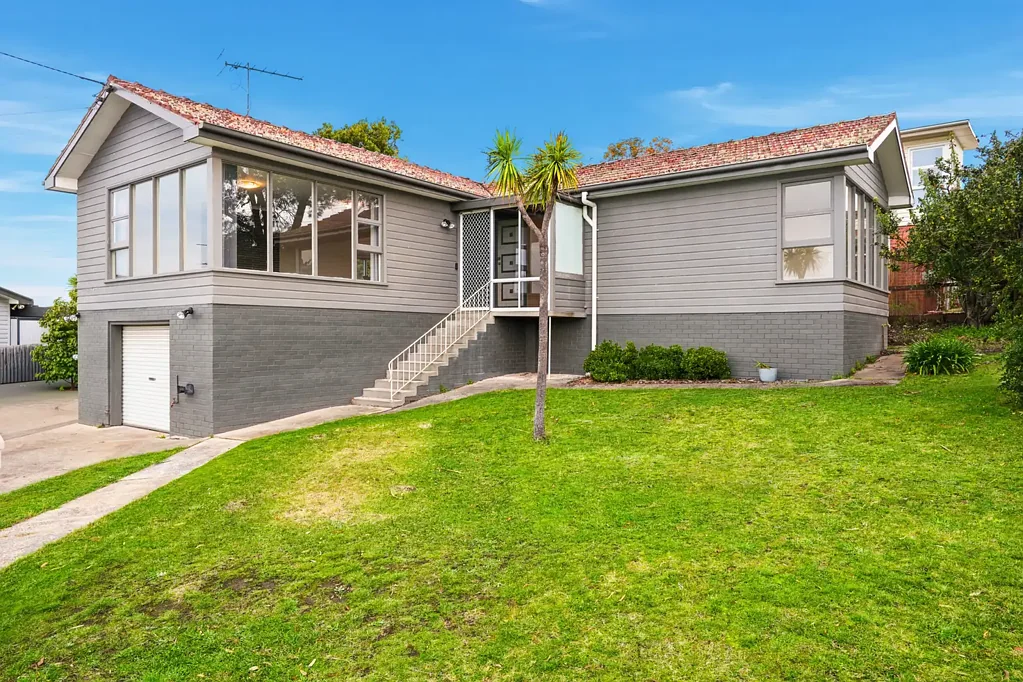 Rokeby 2Kwarto Great Home in an Upcoming Suburb with Water Views