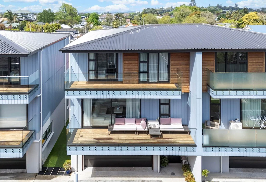 Prime Location in Epsom