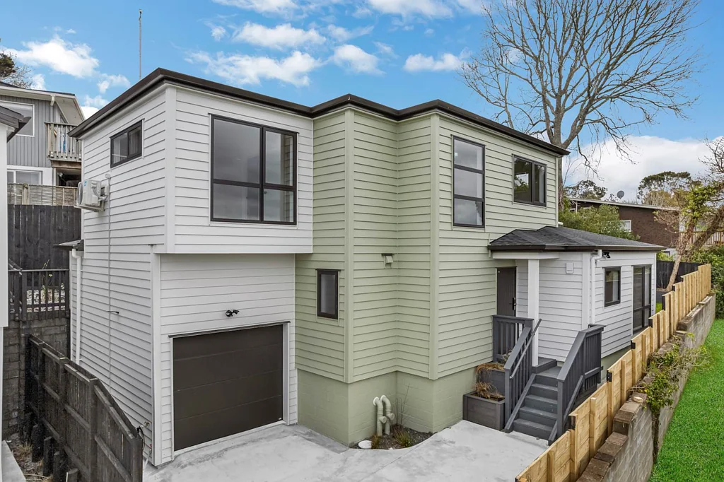 51a Fitzwater Place, Henderson, Waitakere City, Auckland