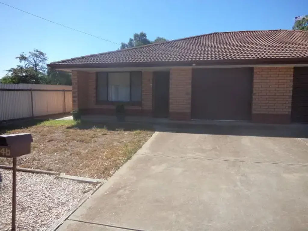 Neat and tidy 2 Bedroom Unit.