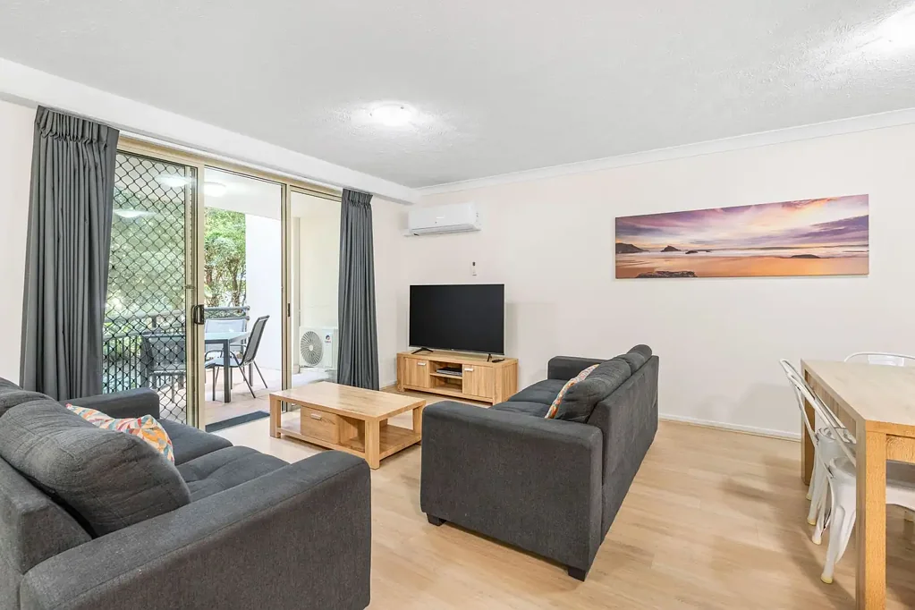 Mermaid Beach 2房  Ground Floor 2-Bedroom Apartment close to the Adult pool