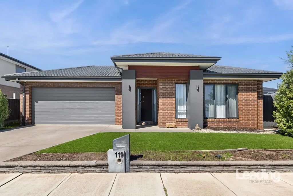 Diggers Rest 4 Bedroom FAMILY HOME IN THE HEART OF TOWN!