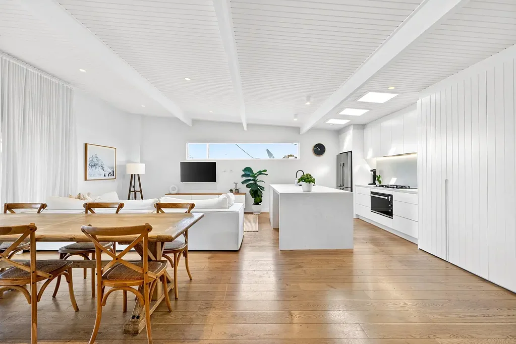 Long Jetty 3ห้องนอน Modern Coastal Living Without Compromise