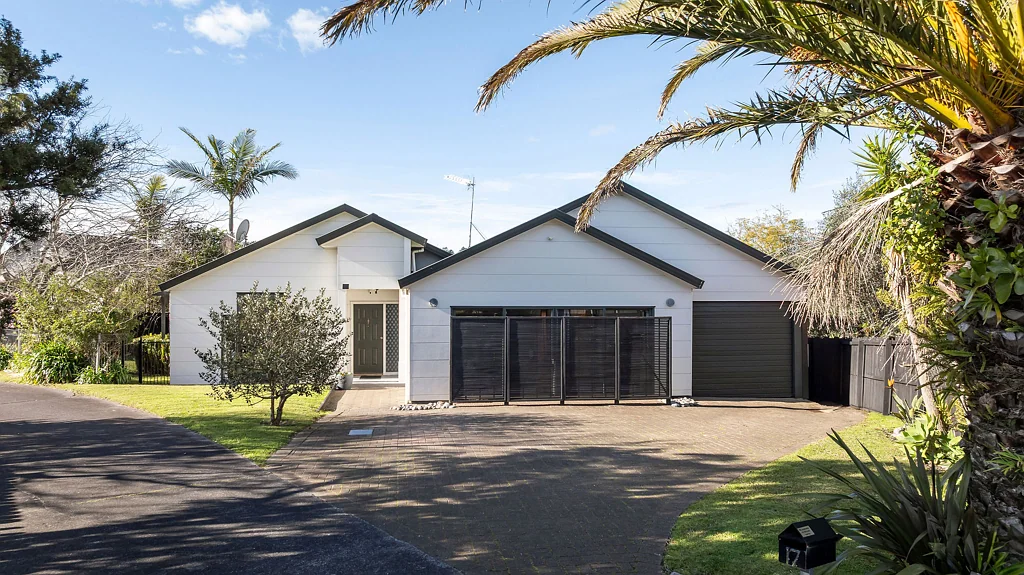 17 Robina Court, Burswood, Manukau City, Auckland