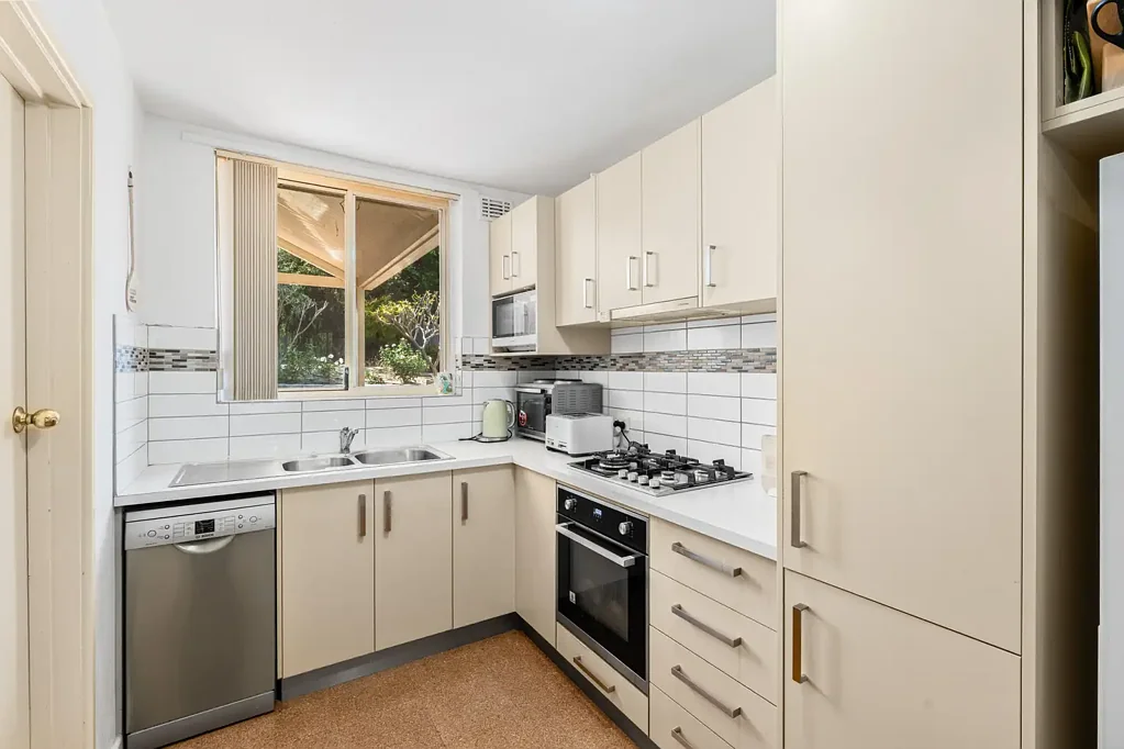 5/22 Manolas Way, Girrawheen, WA 6064