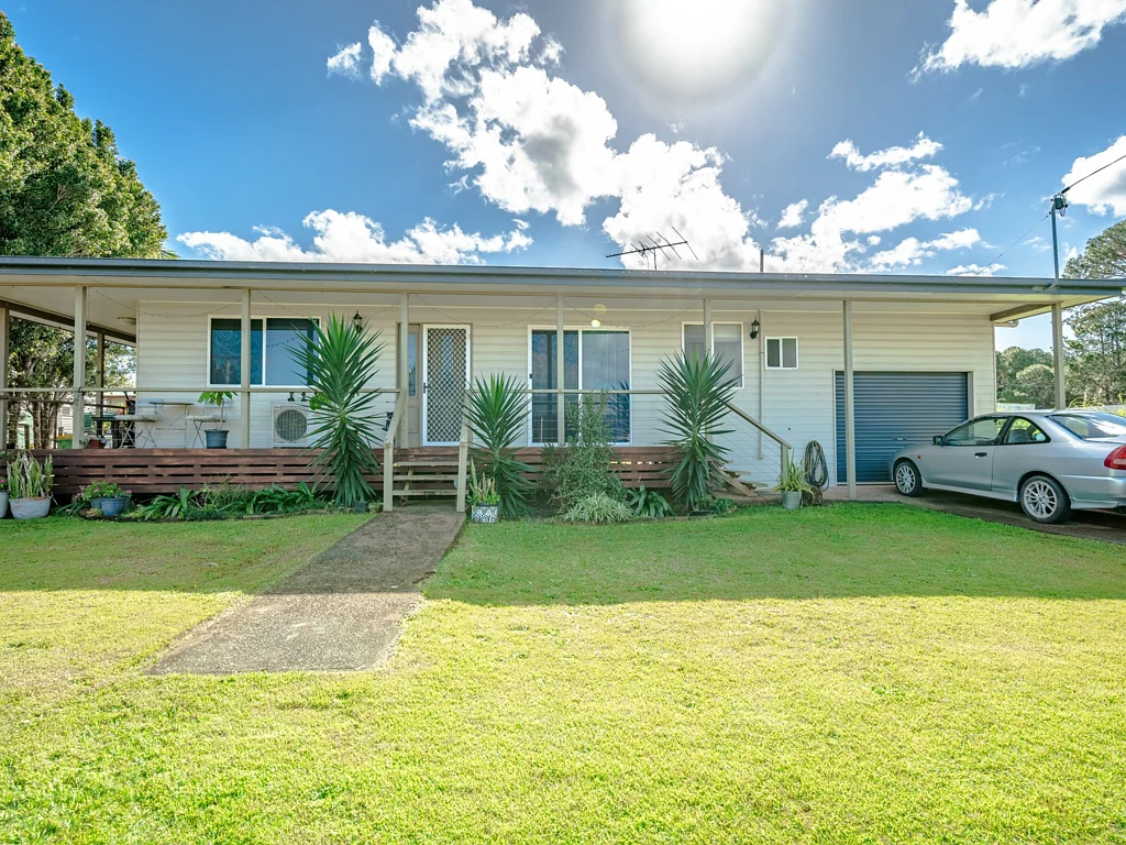 3 Grevillea Street, Russell Island, QLD 4184