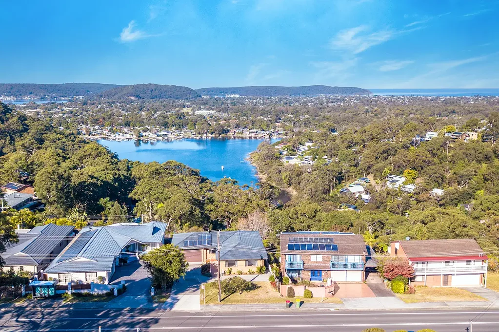 240 Woy Woy Road, Horsfield Bay, NSW 2256