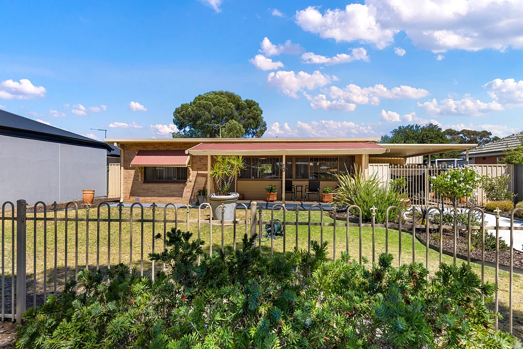 13 Murchison Street, Mansfield Park, SA 5012