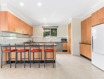 1/30 Woods Street, Beaconsfield, VIC 3807, 4 slaapkamers, 2 badkamers, House