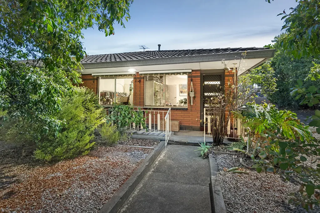 1/1 Grandview Road, Niddrie, VIC 3042