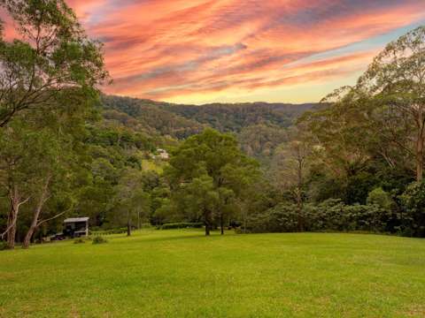 Berry Prime Opportunity in Berrys most coveted enclave.