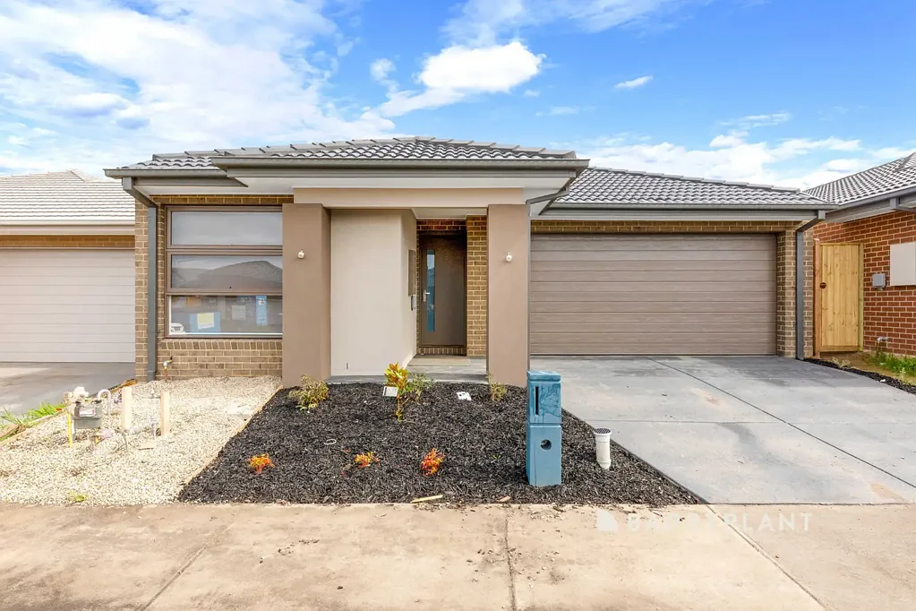 Beautiful build in the thriving area of Cranbourne East