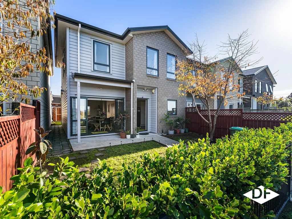 28 Kuurae Crescent, Weymouth, Manukau City, Auckland