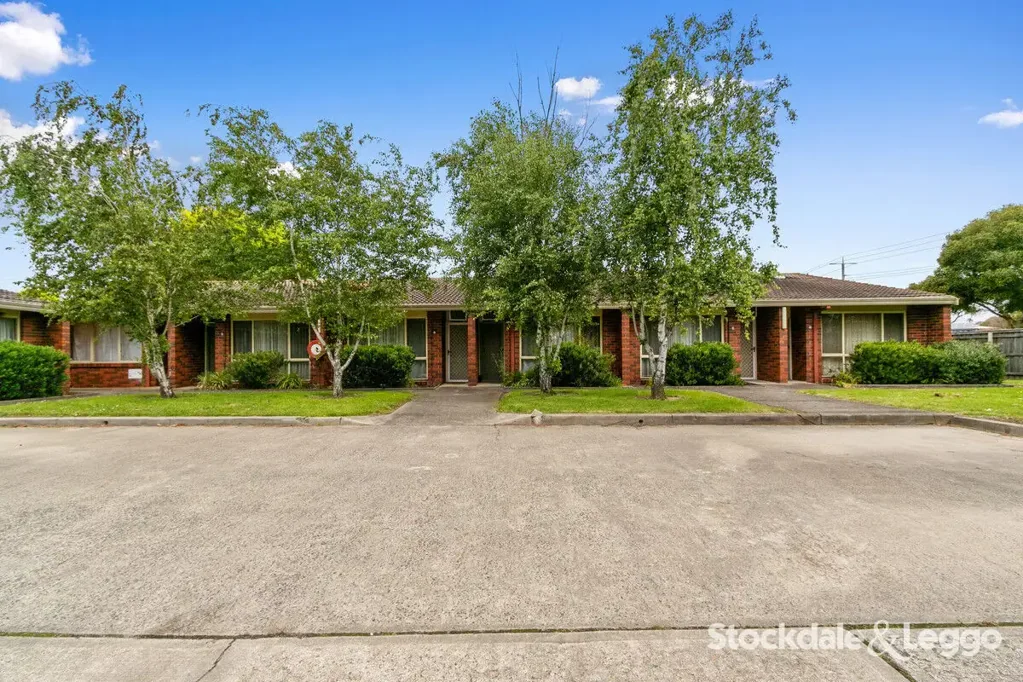 Studio Apartment - Available Now!
