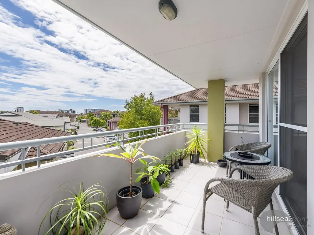 1109/33 Clark Street, Biggera Waters, QLD 4216