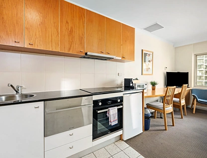 712/2 Akuna Street, Canberra Central, Canberra, 1 कमरे, 1 बाथरूम, Apartment