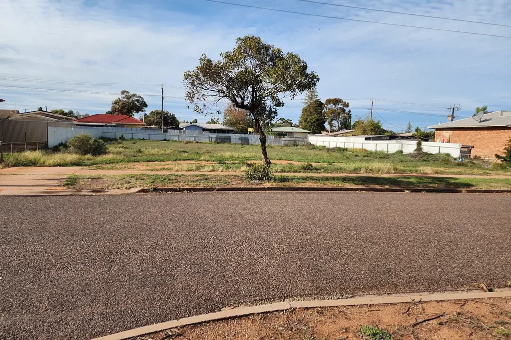 Whyalla Norrie  CREATE YOUR OWN LOW MAINTENANCE HOME !