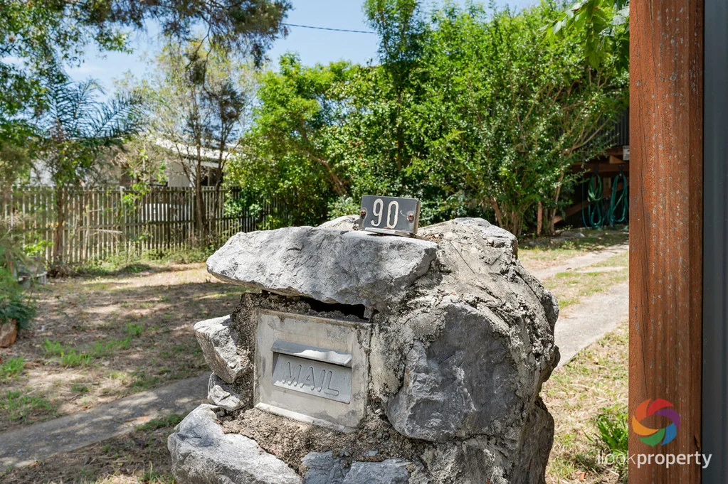 90 Dalrymple Drive, Toolooa, QLD 4680